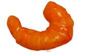 Crevettes oranges cuites en plastique souflé x5, Longueur 5 cm, largeur 4 cm