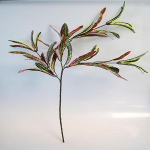 Croton artificiel en branche H 65 cm 3 tetes 45 feuilles en tissu Vert-Rouge